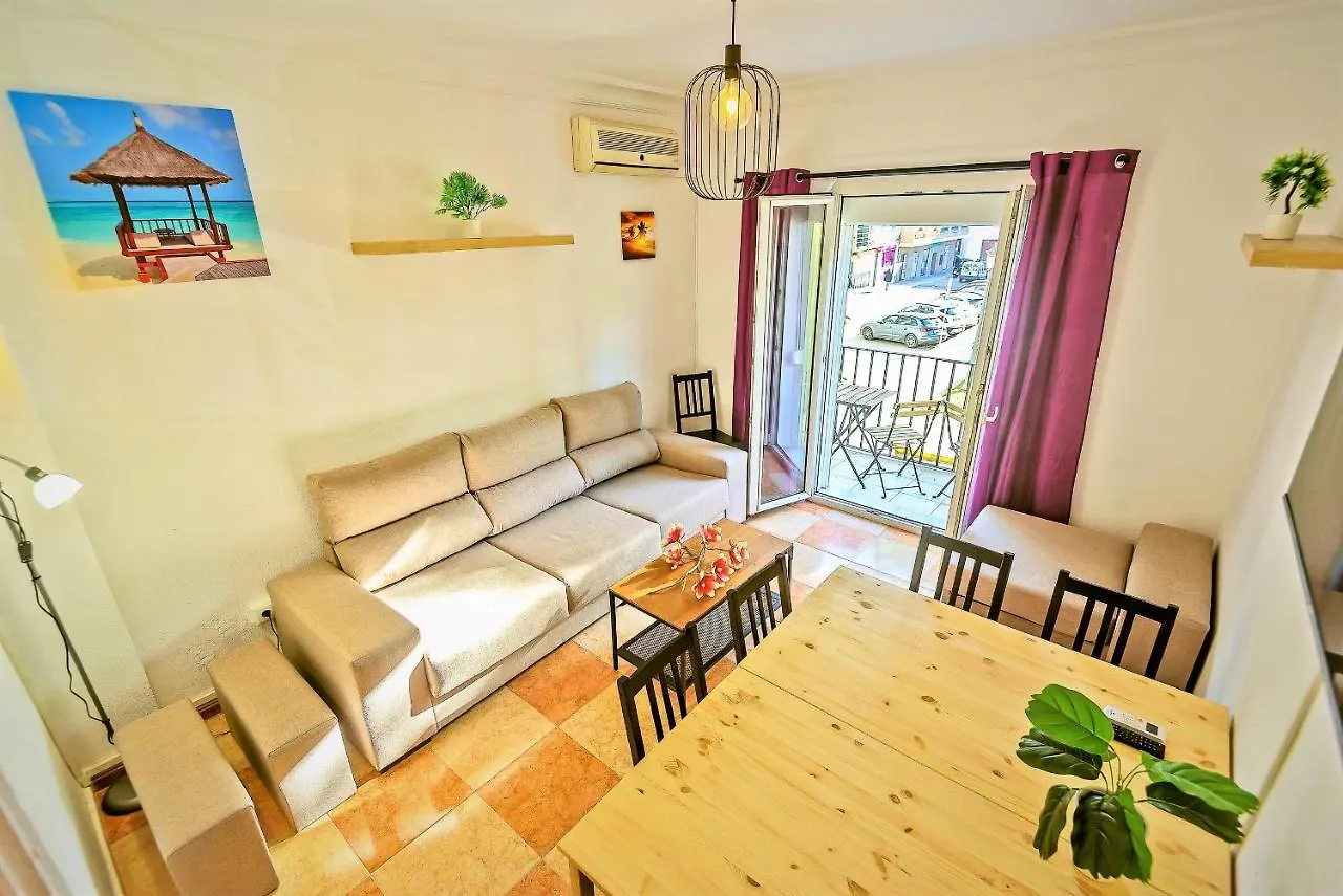 Plaza Polvorista 4-Bedroom Apartment W Balcony El Puerto de Santa Maria