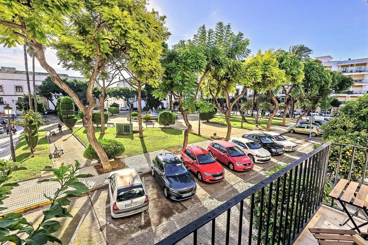 Plaza Polvorista 4-Bedroom Apartment W Balcony El Puerto de Santa Maria
