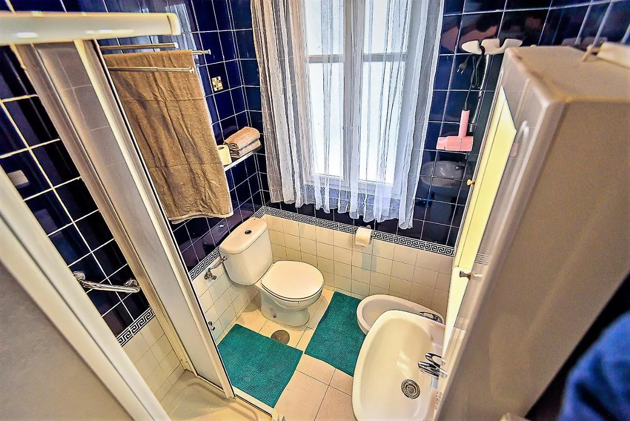Plaza Polvorista 4-Bedroom Apartment W Balcony El Puerto de Santa María